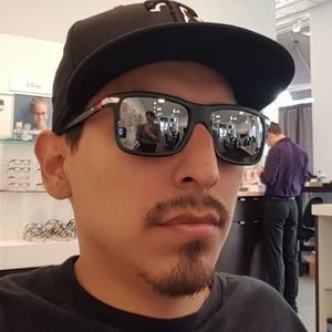 Meet your Posher, Juan